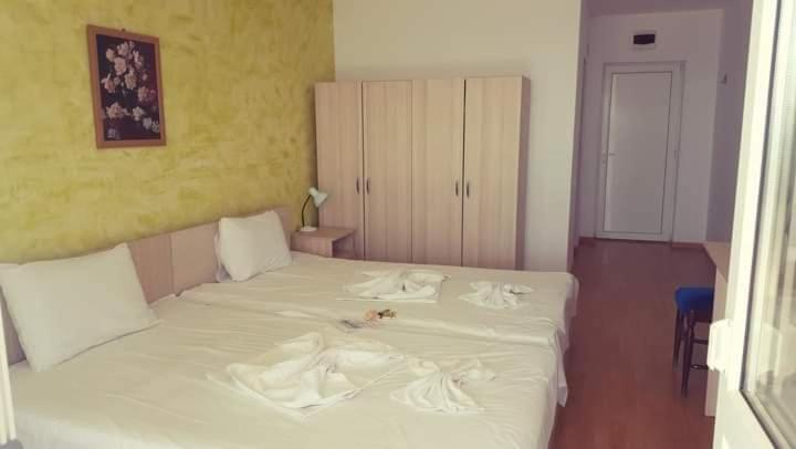 Centrul Medical "Sfanta Elena De La Mare" Hotel Costinesti Esterno foto